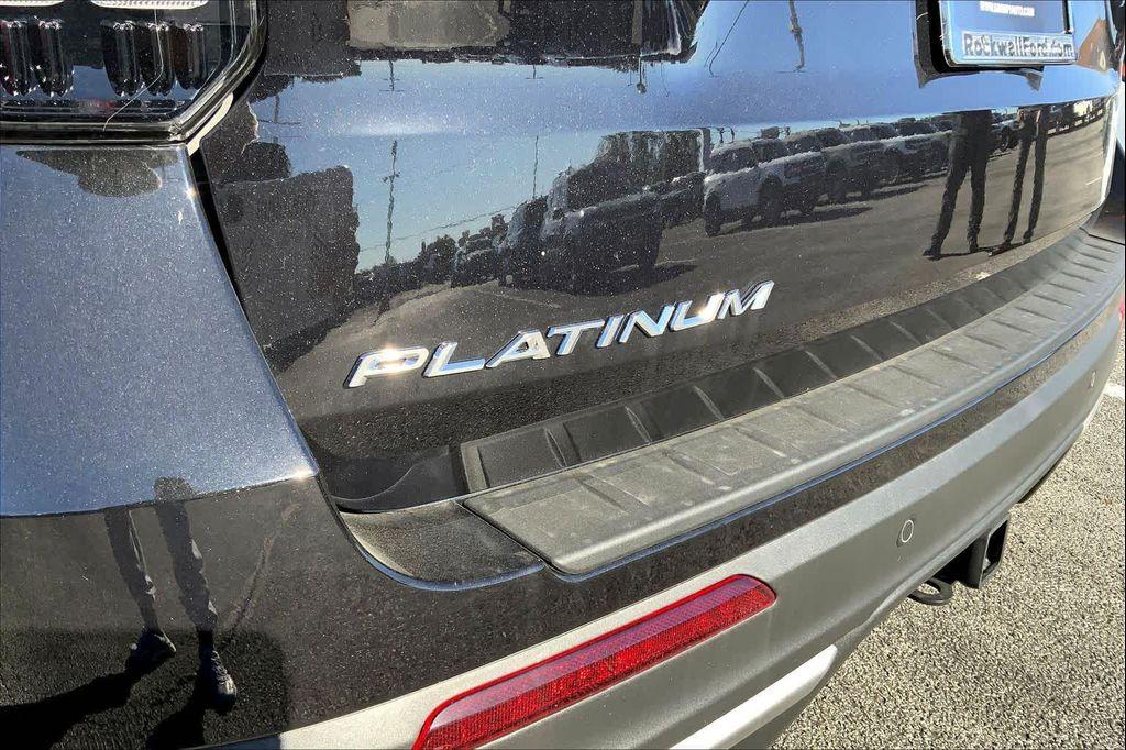 new 2025 Ford Explorer car, priced at $56,223