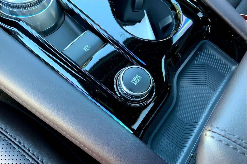 new 2025 Ford Explorer car, priced at $56,223