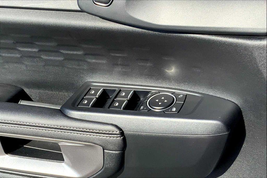 new 2025 Ford Ranger car, priced at $37,805