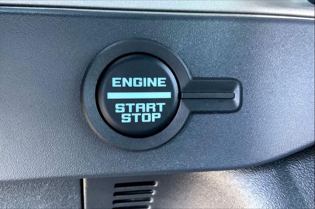 new 2025 Ford Bronco car, priced at $52,620