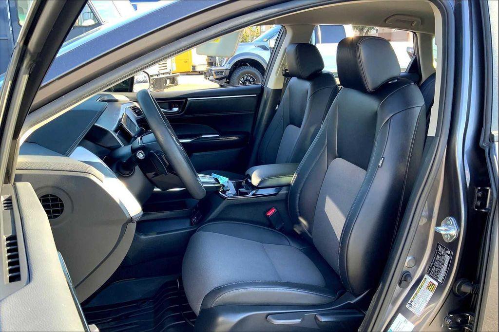 used 2018 Honda Clarity Plug-In Hybrid car, priced at $23,456