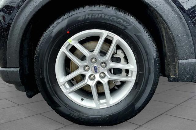 new 2025 Ford Explorer car, priced at $43,229