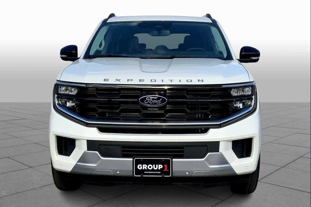 new 2025 Ford Expedition car, priced at $92,010