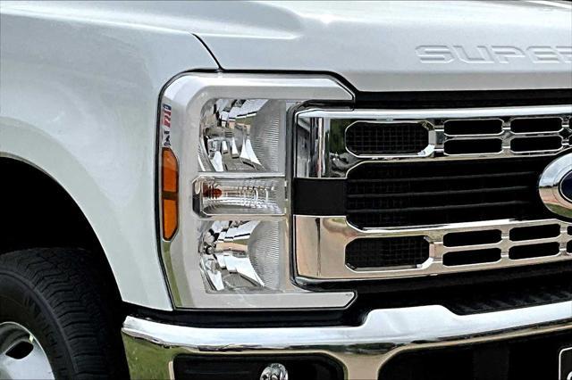 new 2025 Ford F-350 car, priced at $73,650