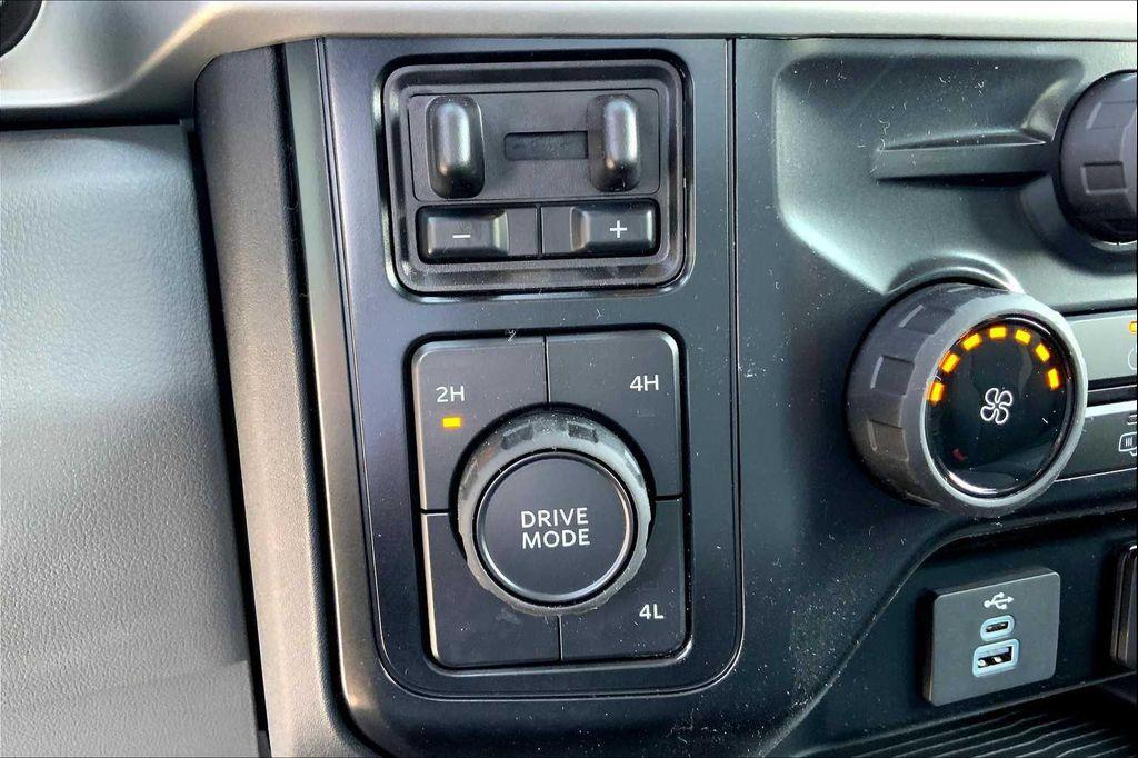 new 2025 Ford F-450 car, priced at $77,430