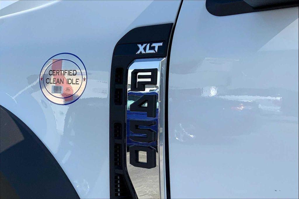 new 2025 Ford F-450 car, priced at $77,430