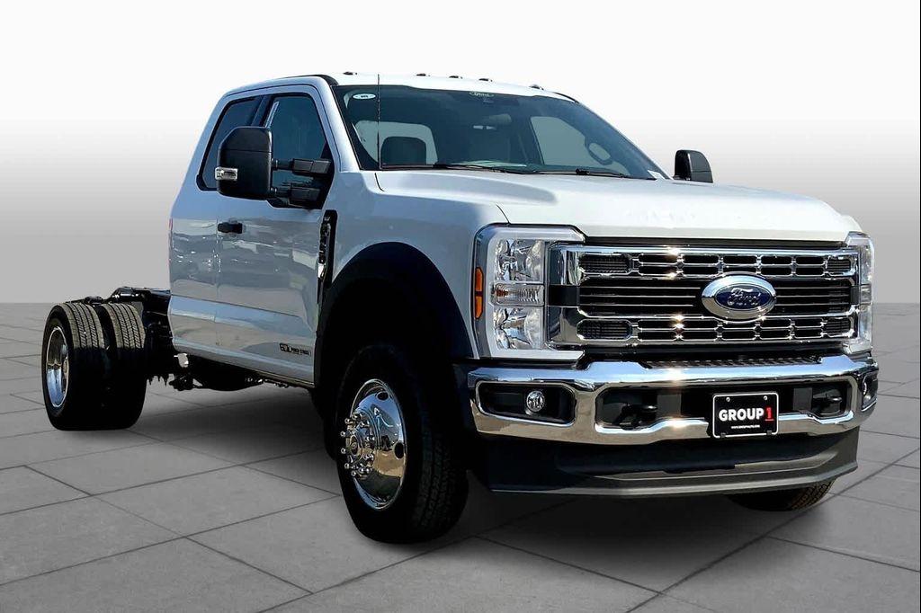 new 2025 Ford F-450 car, priced at $77,430