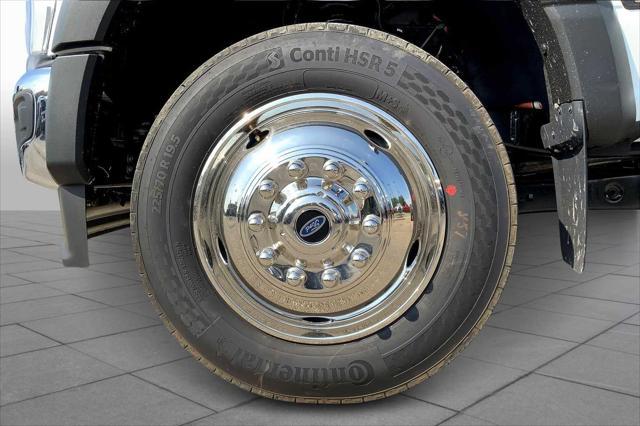 new 2025 Ford F-450 car, priced at $77,430