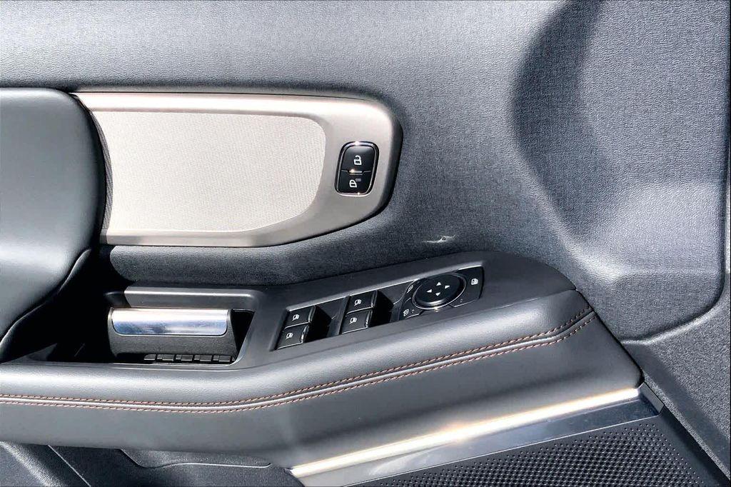 new 2025 Ford Expedition car, priced at $64,995