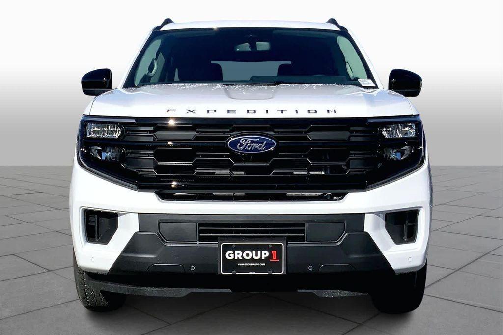 new 2025 Ford Expedition car, priced at $64,995
