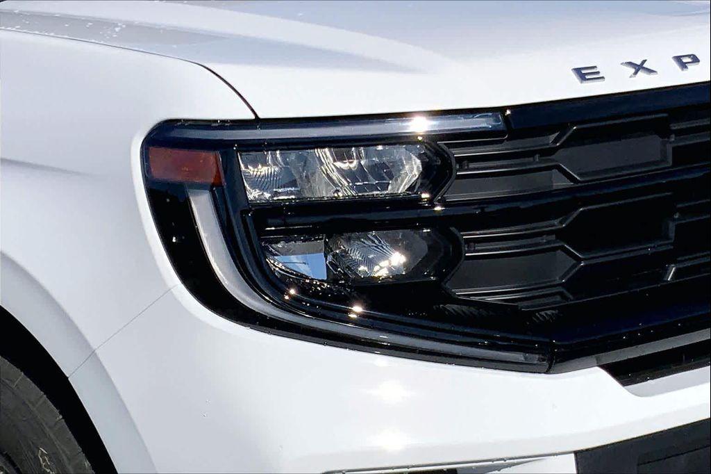 new 2025 Ford Expedition car, priced at $64,995