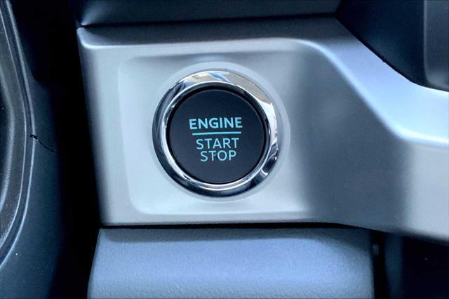 new 2025 Ford F-250 car, priced at $79,305
