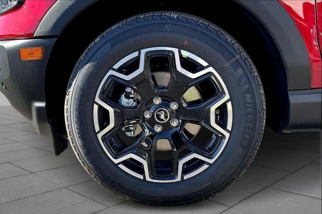 new 2025 Ford Bronco Sport car, priced at $42,475