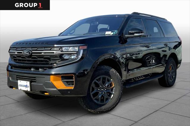 new 2025 Ford Expedition car, priced at $83,445