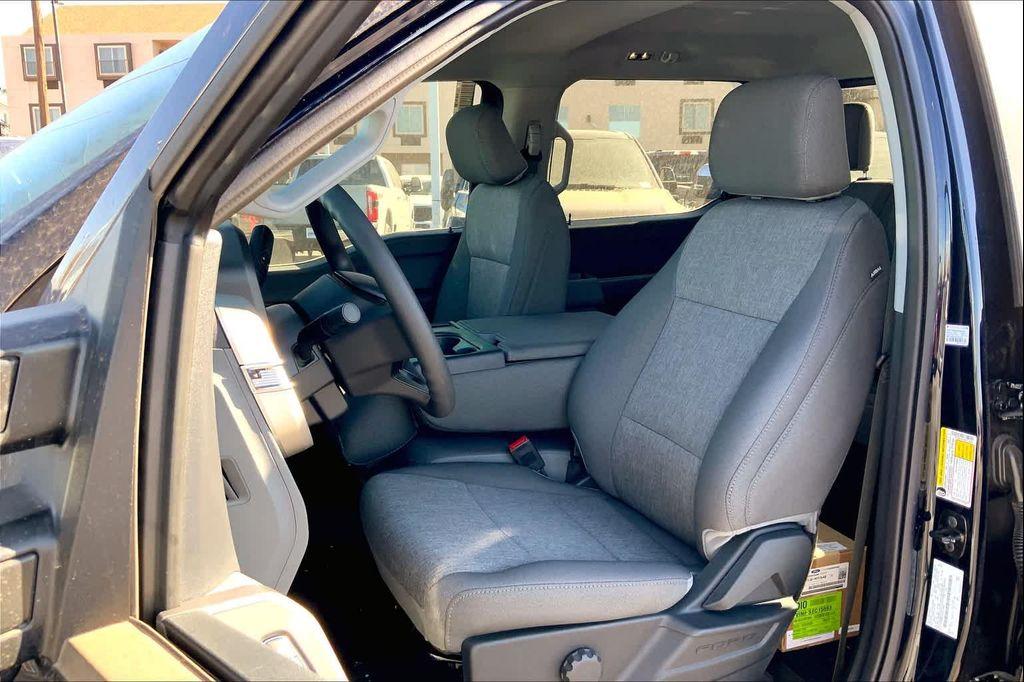 new 2025 Ford F-250 car, priced at $65,839