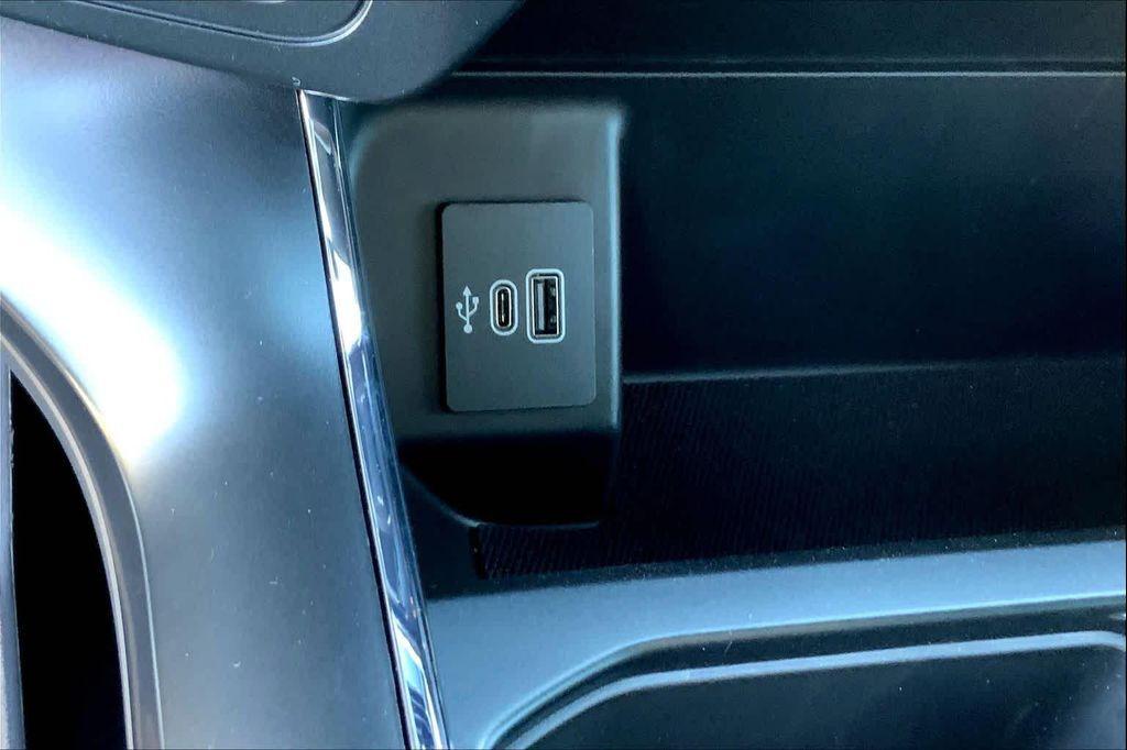 new 2025 Ford F-150 car, priced at $52,360