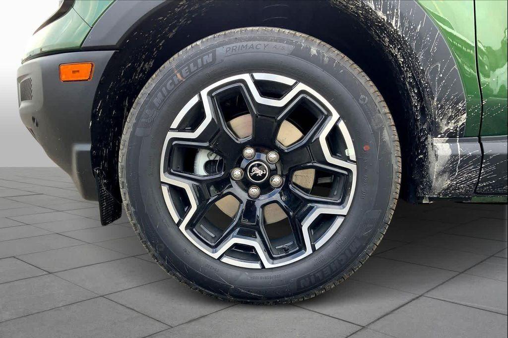 new 2025 Ford Bronco Sport car, priced at $38,001