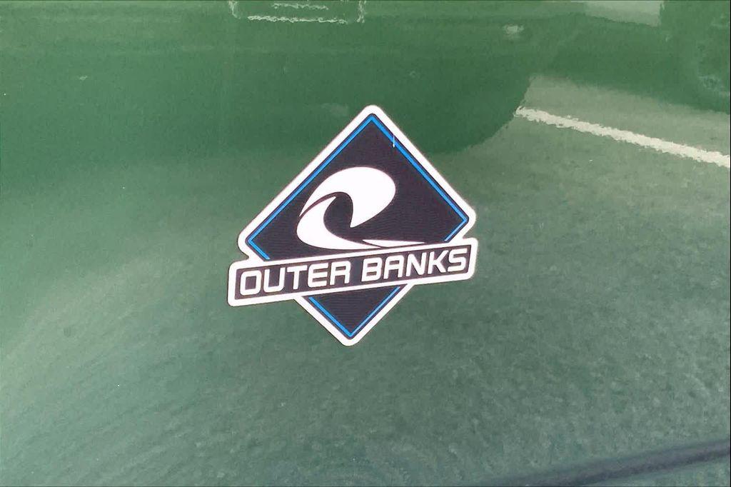 new 2025 Ford Bronco Sport car, priced at $38,001