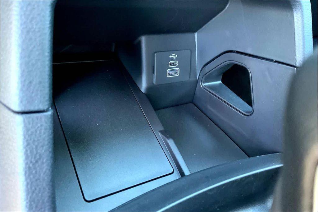 new 2025 Ford Ranger car, priced at $38,616