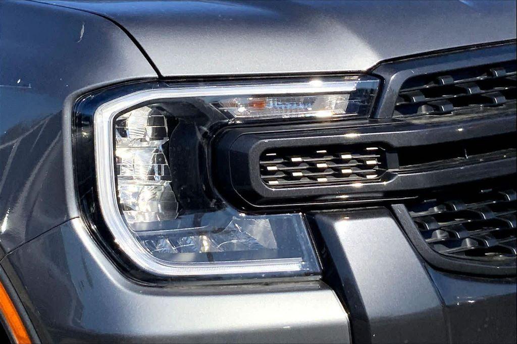 new 2025 Ford Ranger car, priced at $38,616