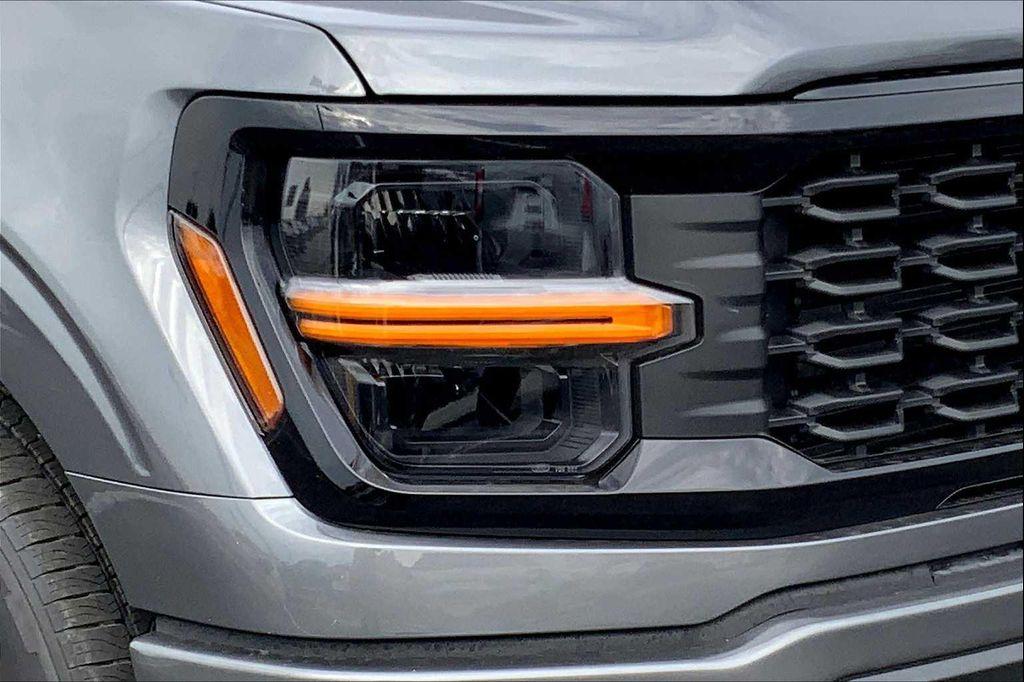 new 2025 Ford F-150 car, priced at $46,348