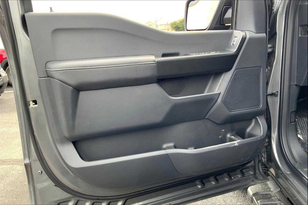 new 2025 Ford F-150 car, priced at $46,348