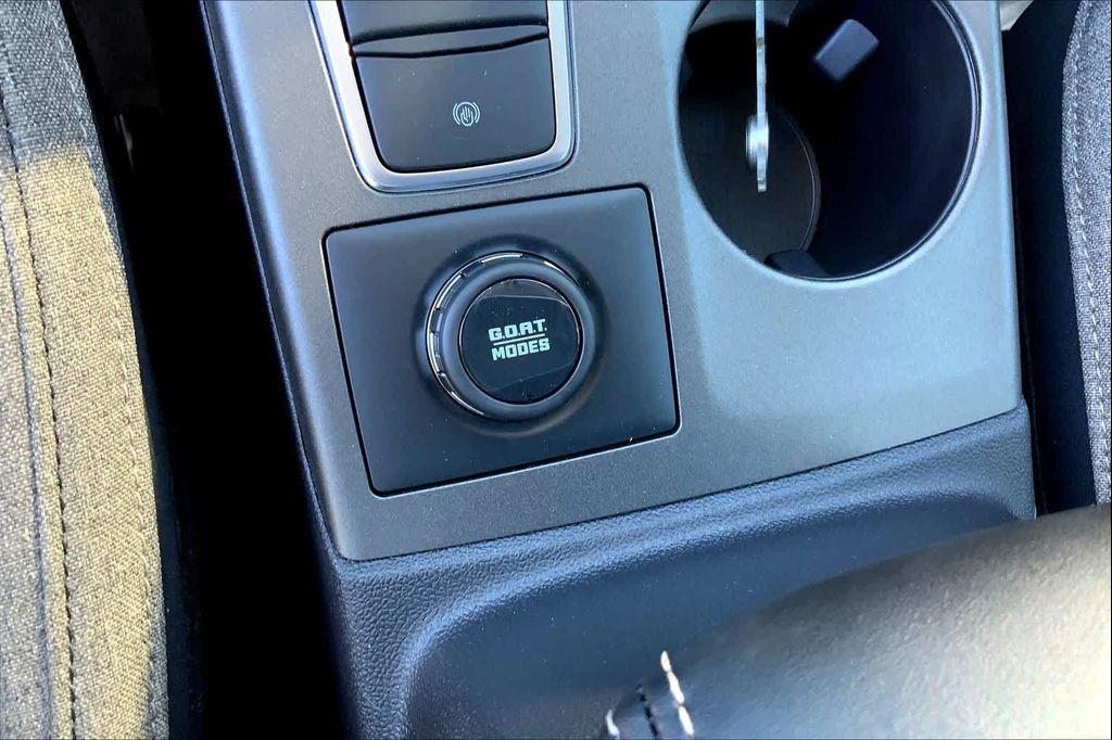 new 2025 Ford Bronco Sport car, priced at $36,255