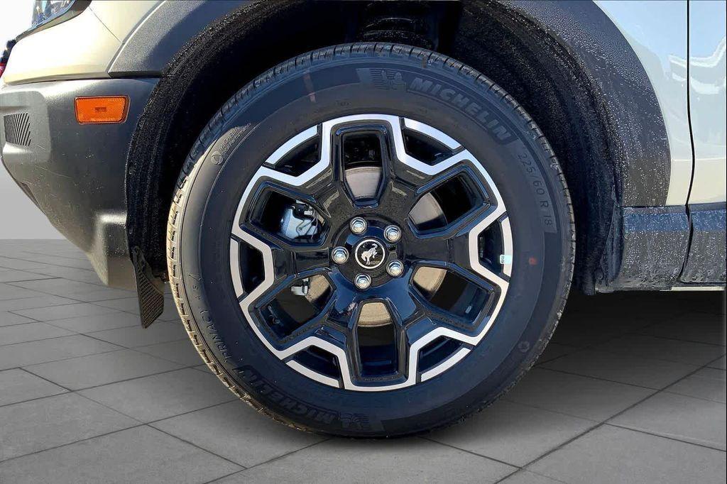 new 2025 Ford Bronco Sport car, priced at $37,136