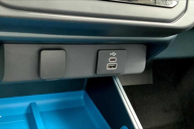 new 2025 Ford Maverick car, priced at $35,095