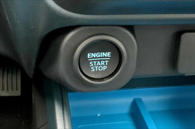 new 2025 Ford Maverick car, priced at $35,095