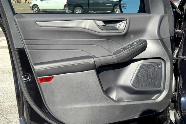 new 2025 Ford Escape car, priced at $27,570