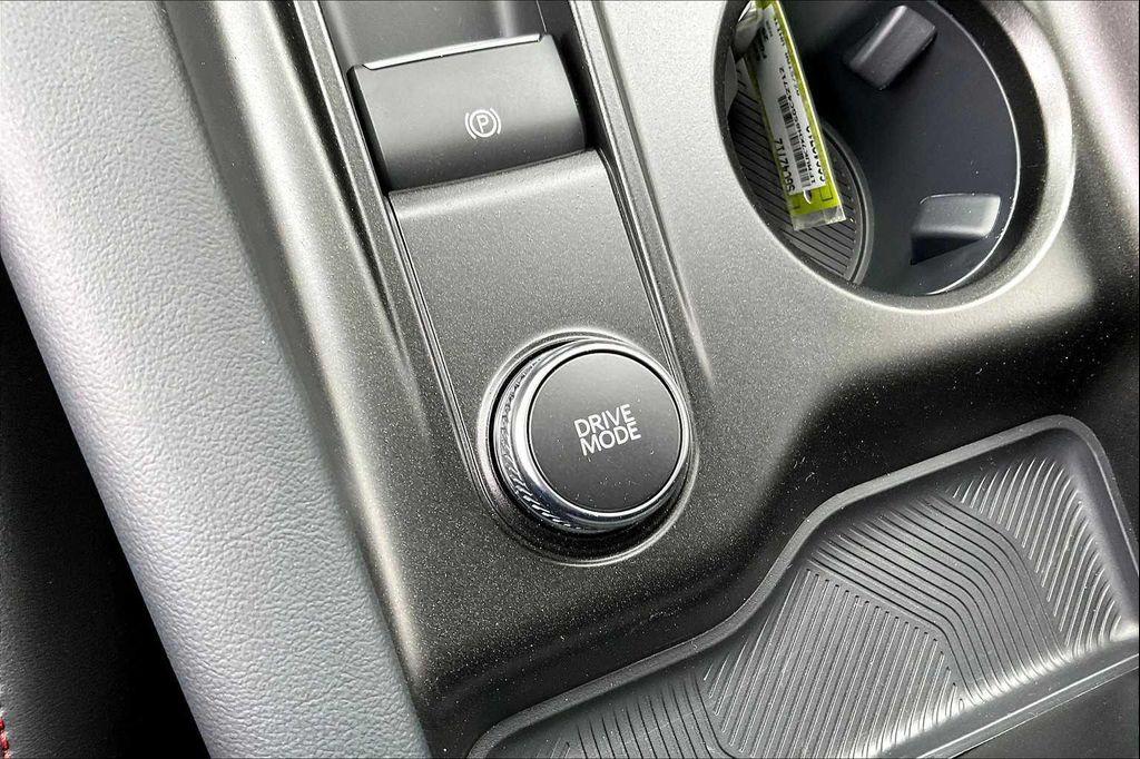 new 2025 Ford Explorer car, priced at $51,325