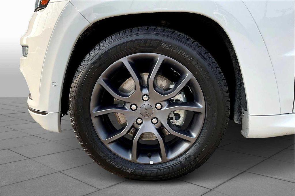 used 2021 Jeep Grand Cherokee car, priced at $25,196
