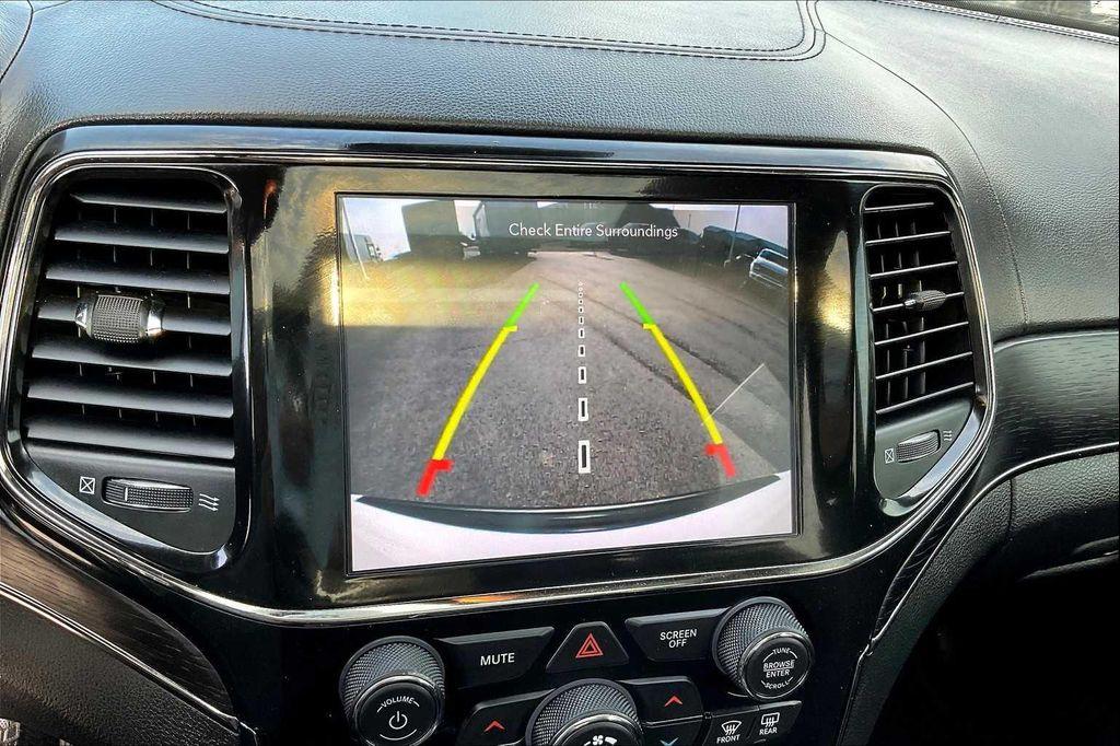 used 2021 Jeep Grand Cherokee car, priced at $25,196
