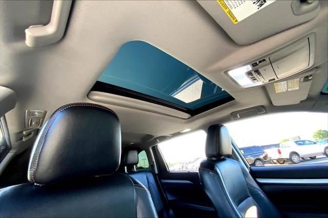 used 2018 Toyota Highlander car, priced at $25,995