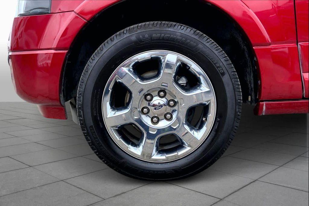 used 2014 Ford Expedition car, priced at $12,985