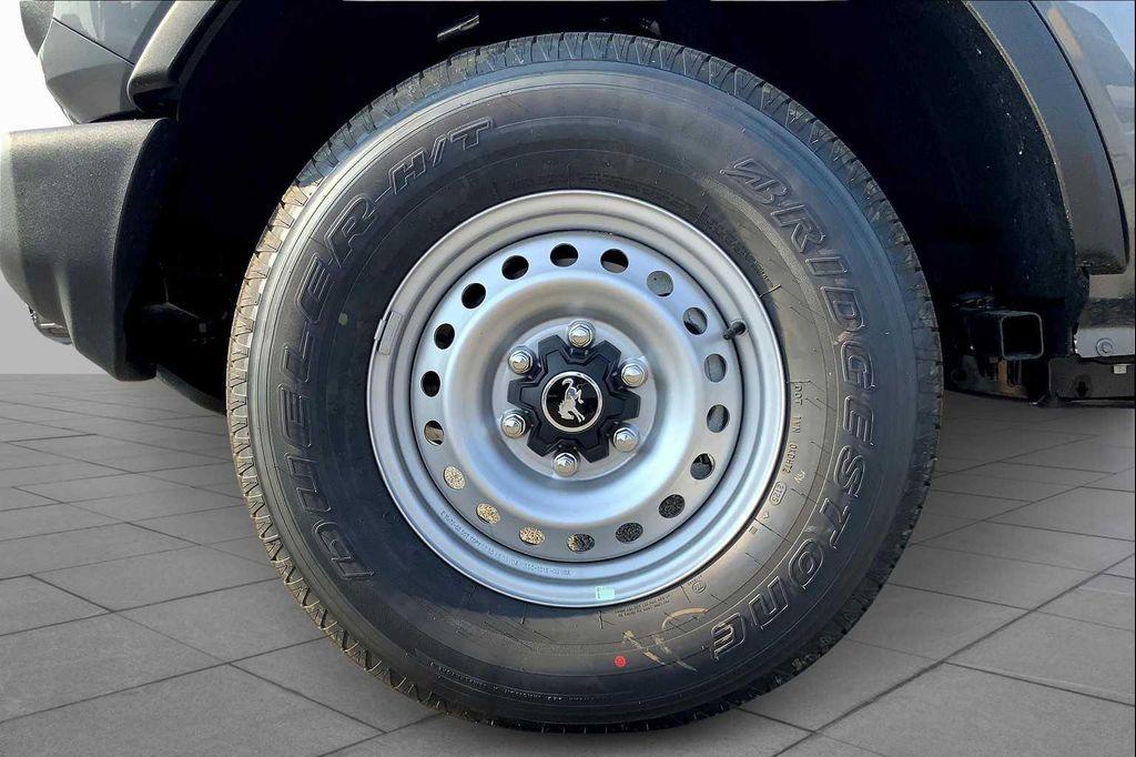 new 2025 Ford Bronco car, priced at $42,911