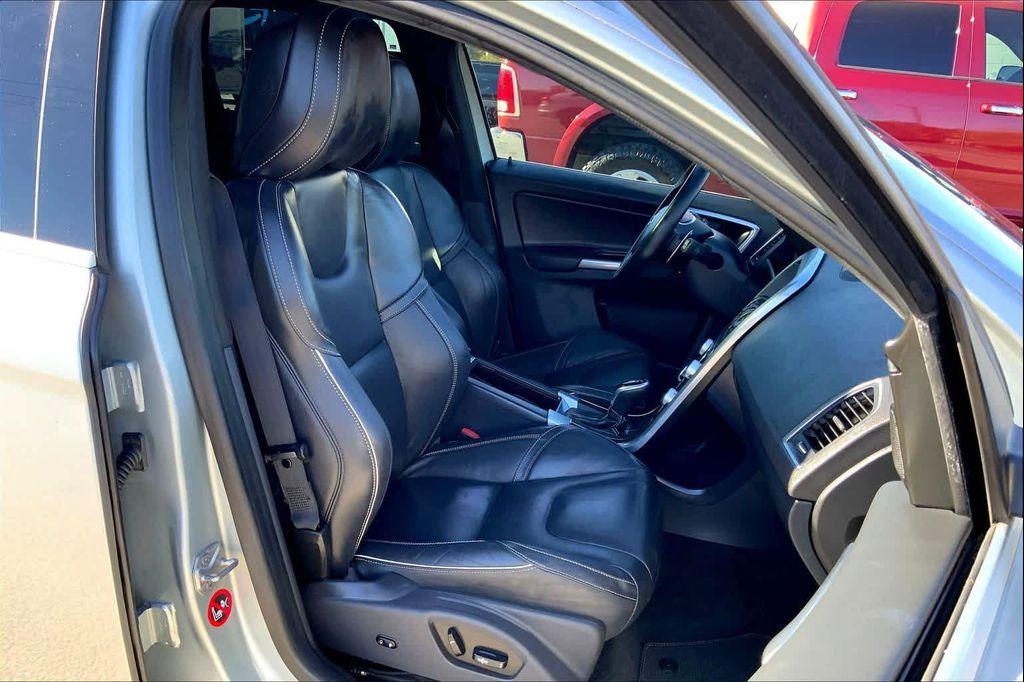 used 2015 Volvo XC60 car, priced at $14,999