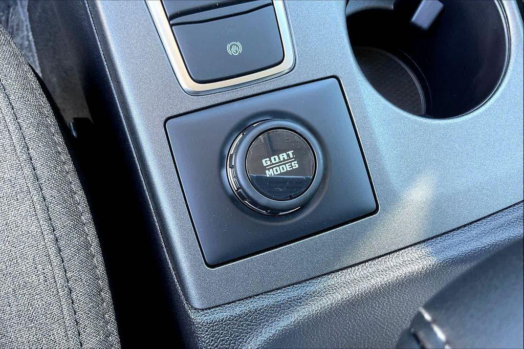 new 2025 Ford Bronco Sport car, priced at $32,271