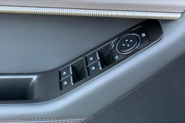 new 2025 Ford Explorer car, priced at $39,068