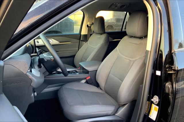 new 2025 Ford Explorer car, priced at $39,068