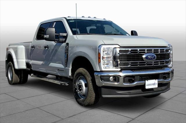 new 2025 Ford F-350 car, priced at $75,520