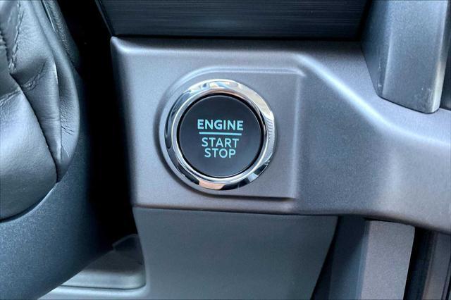 new 2025 Ford F-150 car, priced at $52,914