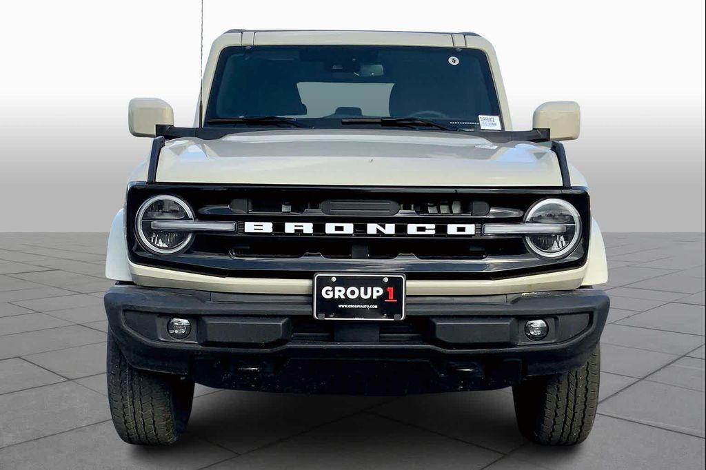 new 2025 Ford Bronco car, priced at $52,620