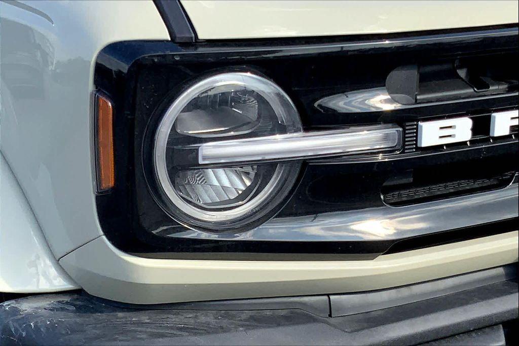 new 2025 Ford Bronco car, priced at $52,620