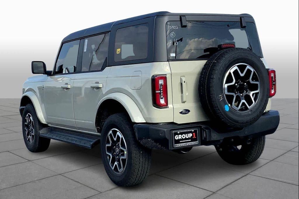 new 2025 Ford Bronco car, priced at $52,620