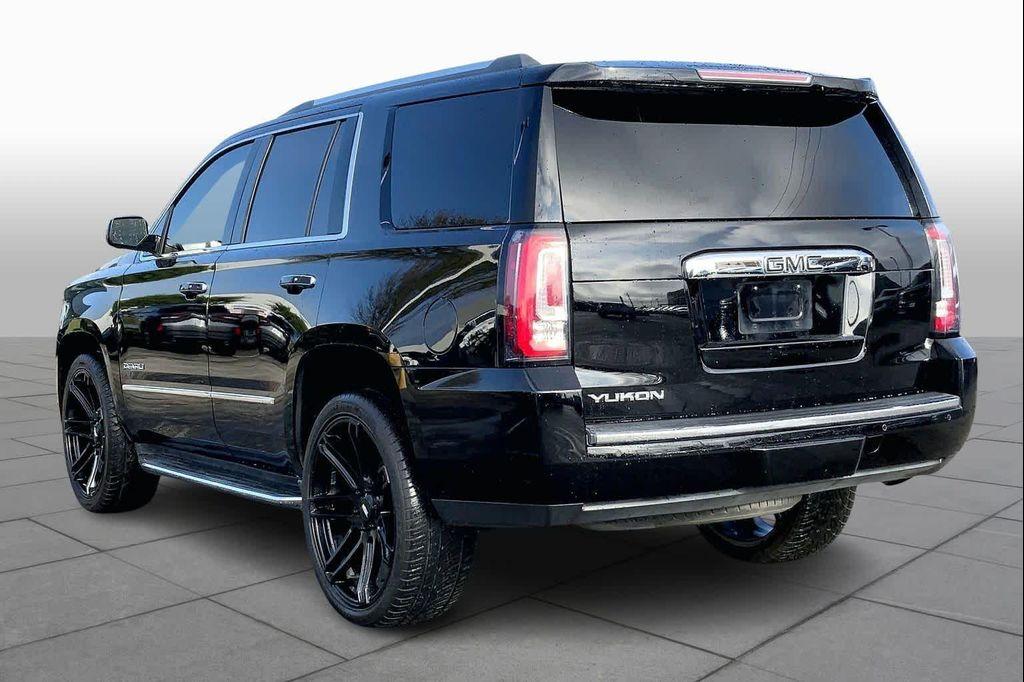 used 2018 GMC Yukon car, priced at $17,899