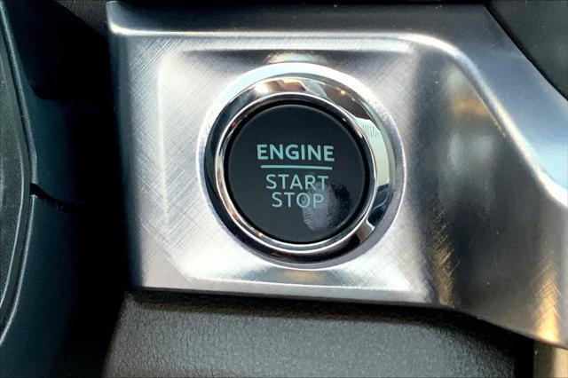 new 2025 Ford F-250 car, priced at $92,425