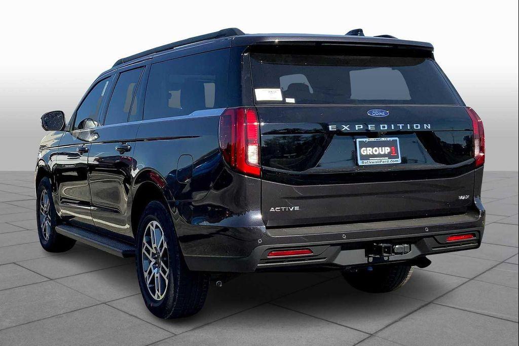 new 2025 Ford Expedition Max car, priced at $73,335