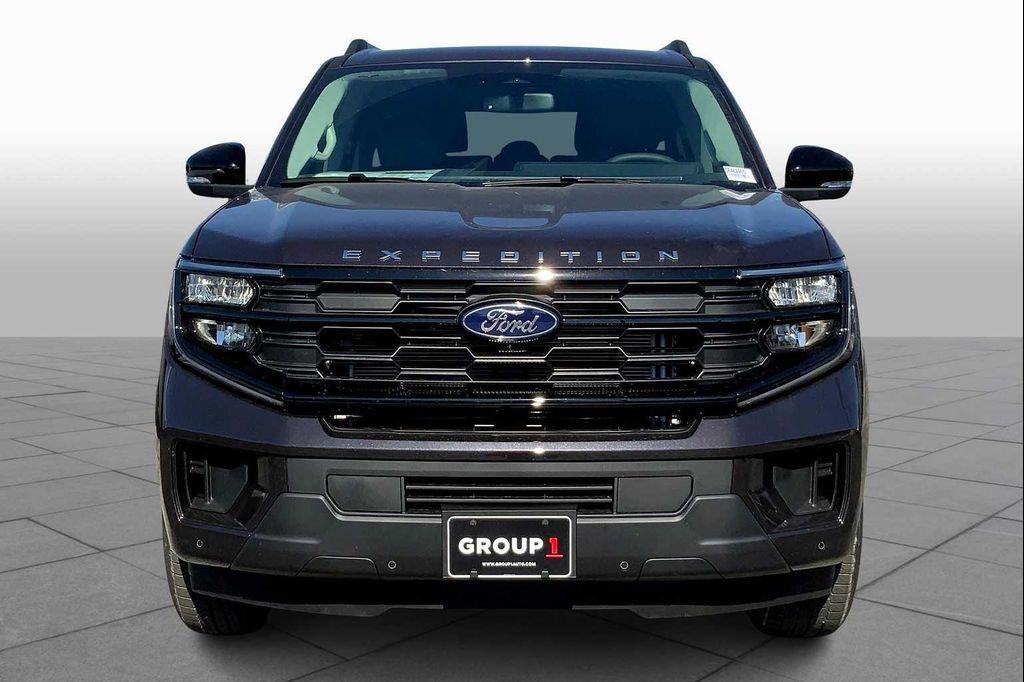 new 2025 Ford Expedition Max car, priced at $73,335